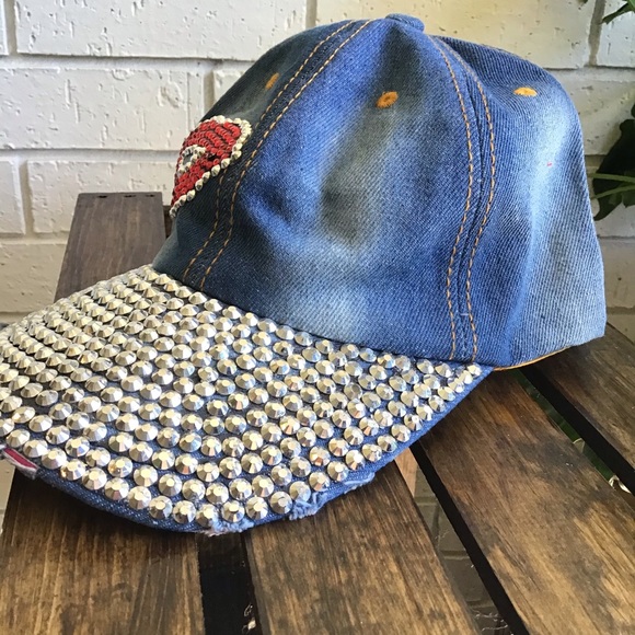 Magid Hats Distressed Blinged Lips Baseball Hat - Picture 5 of 11